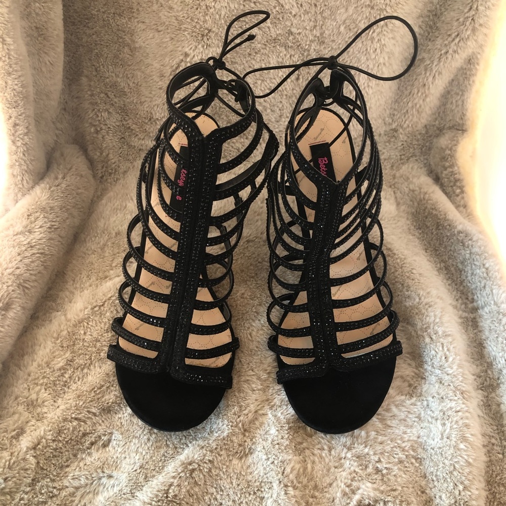 Betseyville strappy sparkly heels 👠